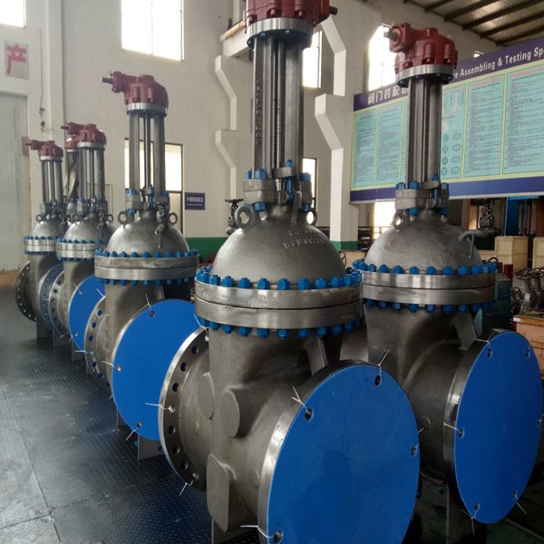 Cast steel gate valve